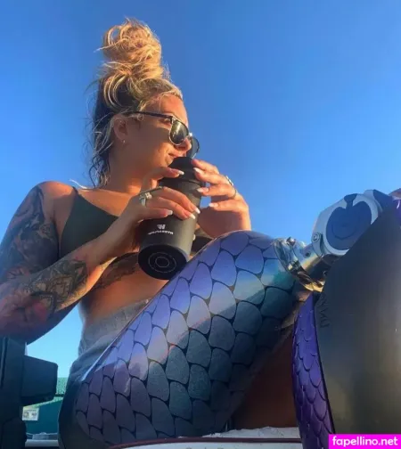Flaminghoe123 OnlyFans Thumbnail #ddzlgvNdCf