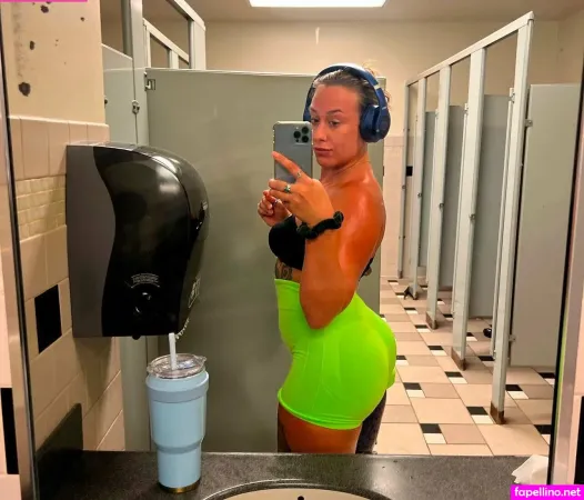 Flaminghoe123 OnlyFans Thumbnail #nfXNI2ilaW