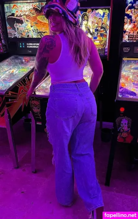 Flaminghoe123 OnlyFans Thumbnail #vHMglWFuJE