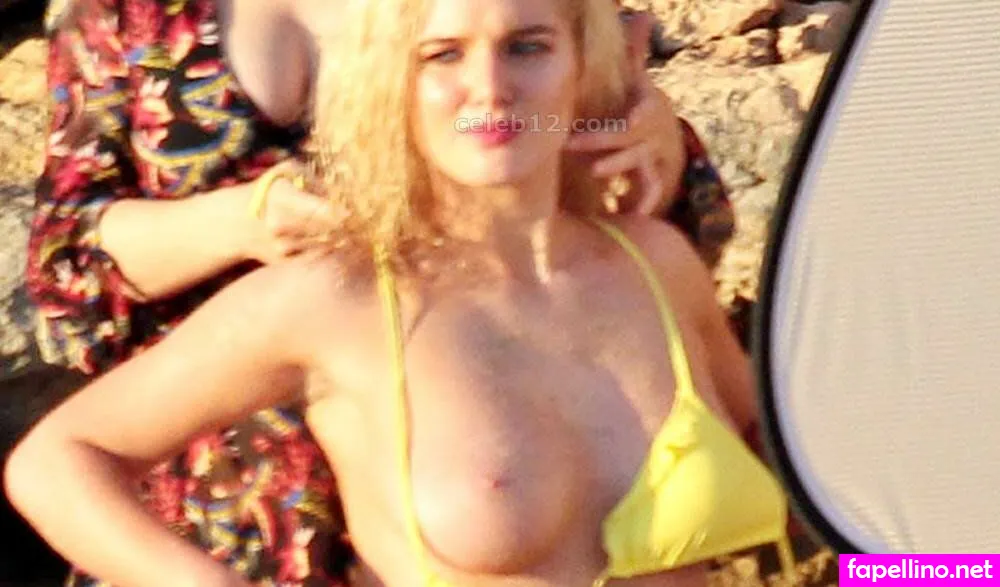 Flanagan Nude Leaked OnlyFans Photo #UfP1jmUvEe