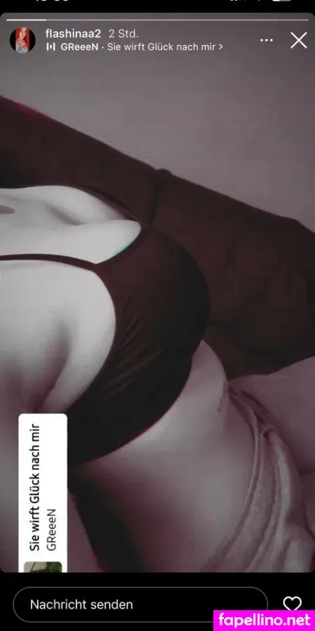 Flashinaa OnlyFans Thumbnail #c2TiAC8JtH