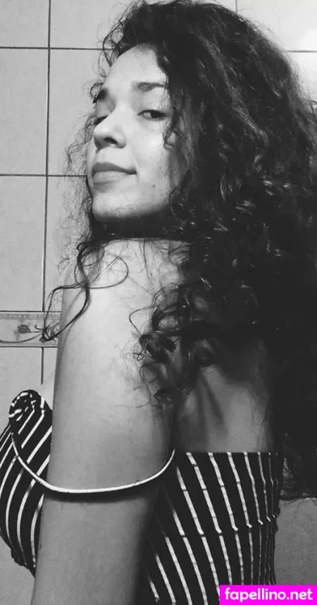 Flavia Fernanda Fleck OnlyFans Thumbnail #XtDdZ8tN7B