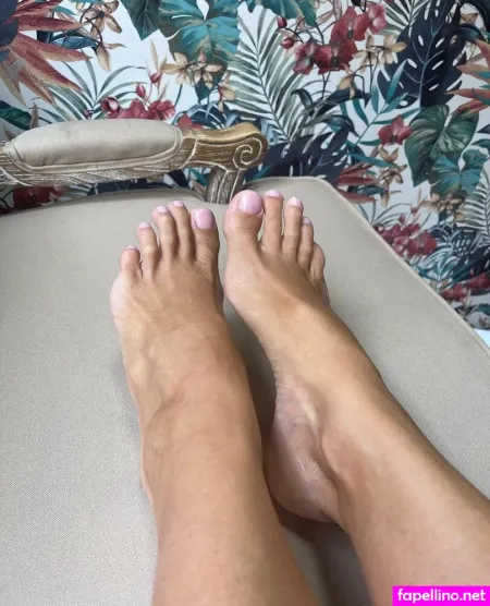 Flavia Fetish OnlyFans Thumbnail #fLPMZ5Ud5l