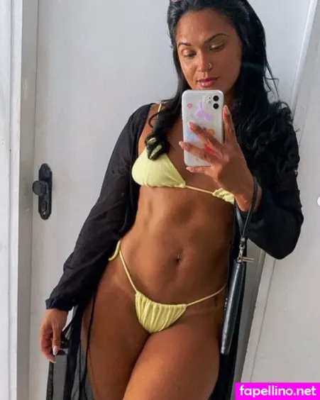 Flavia Lavinea OnlyFans Thumbnail #hZWE1Q1Xef