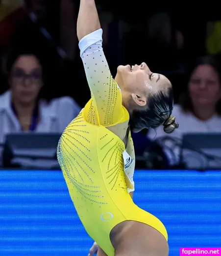 Flavia Saraiva OnlyFans Thumbnail #MvV5uZ2Fm0