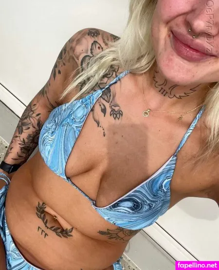 Flawing Hot OnlyFans Thumbnail #EW5WRKs7Kc