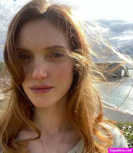 Fleur Geffrier OnlyFans Thumbnail #tEqNgNllWh