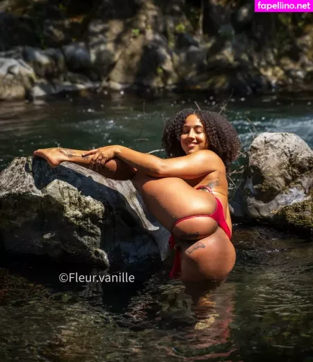 Fleur Vanille OnlyFans Thumbnail #SACYwkpyYn