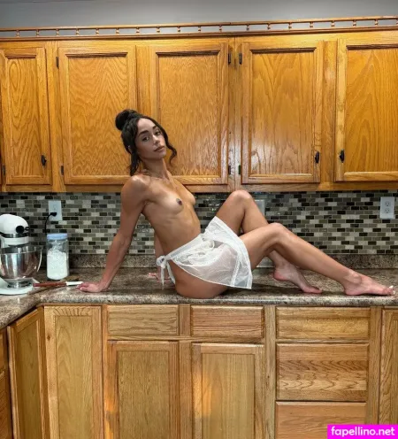 Flexiwithsophie OnlyFans Thumbnail #1zHNLF6UXw