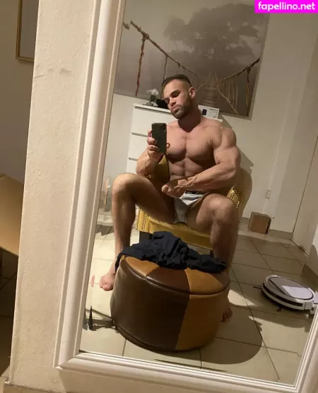 Flexmusclegod OnlyFans Thumbnail #t8riT1dj7V