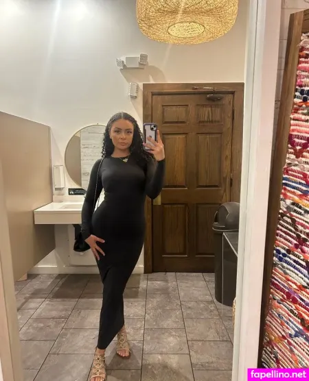 Flickswithvic OnlyFans Thumbnail #3QD0CbAHNM