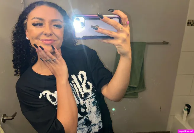 Flickswithvic OnlyFans Thumbnail #PruEHcqP9x