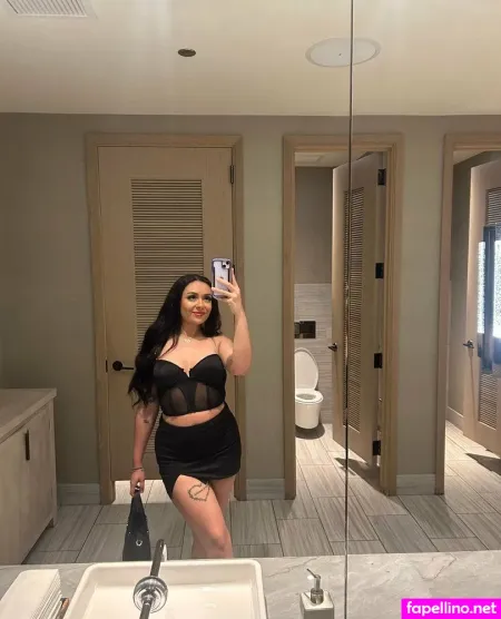 Flickswithvic OnlyFans Thumbnail #vm2SZv5bdO