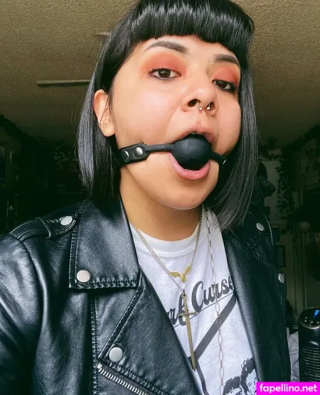 Flirtrussell OnlyFans Thumbnail #PwKBzGHEs7