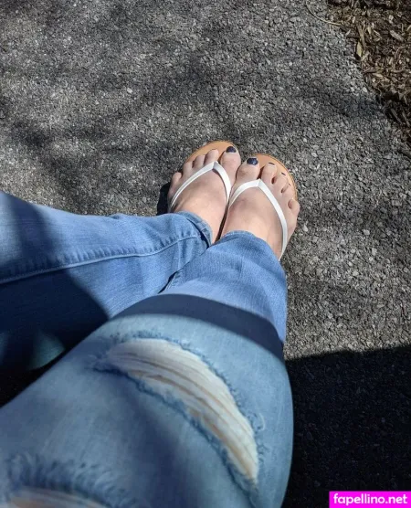 Flirtyf33t94 OnlyFans Thumbnail #mT79EvsY1q