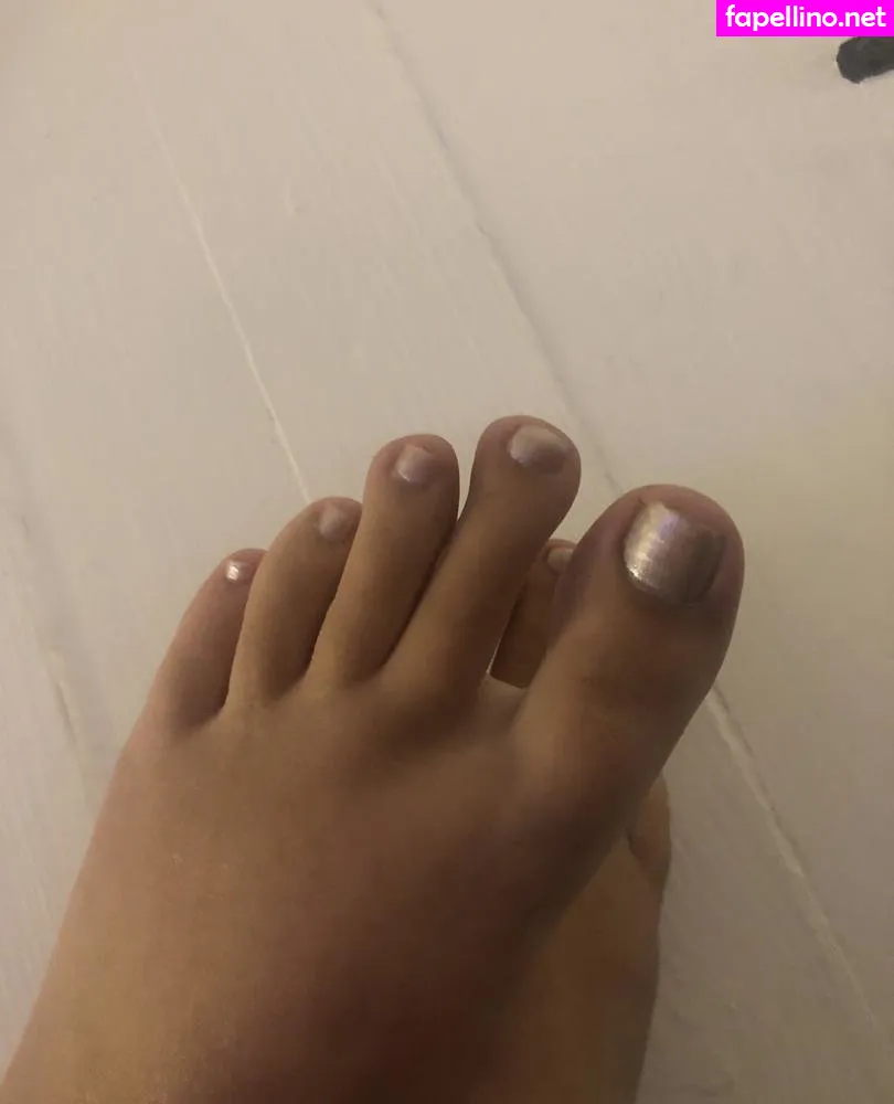 flirtyfeet, flirtyfeet1 Nude Leaked OnlyFans Photo #0SzMuEpXOQ