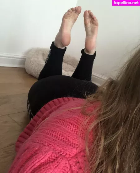 Flirtyfeet1 OnlyFans Thumbnail #H8VszoTvNX