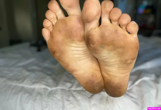 Flirtyfeetrn OnlyFans Thumbnail #SMtD6SJp5X