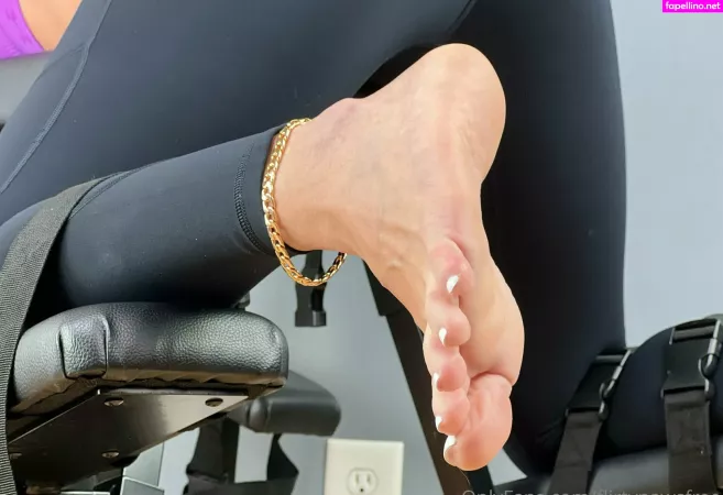 Flirtypawsfree OnlyFans Thumbnail #8KOw45YAdh