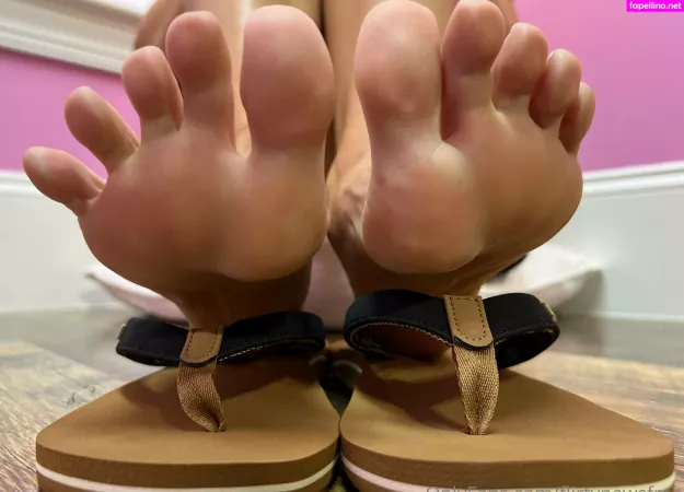 Flirtypawsfree OnlyFans Thumbnail #DYa7f4Y5Ky