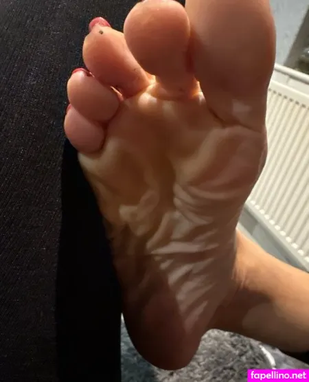 Flirtytoe18 OnlyFans Thumbnail #8HT0DSnNTZ