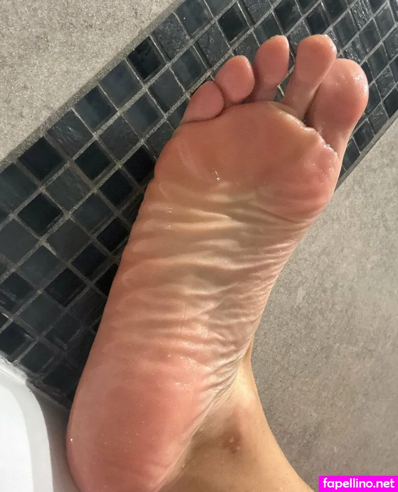 flirtytoe18 Nude Leaked OnlyFans Photo #XiheLQCKm8