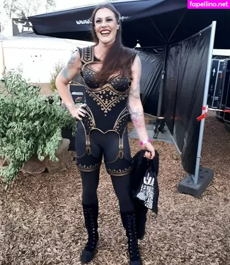 Floor Jansen OnlyFans Thumbnail #xOgLe1kvcn