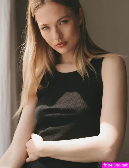 Floortje Main Profile Photo