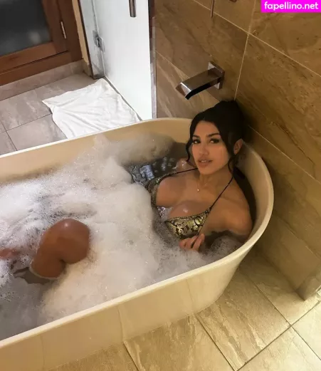 Floppy Abril OnlyFans Thumbnail #LaYKkLh1m8