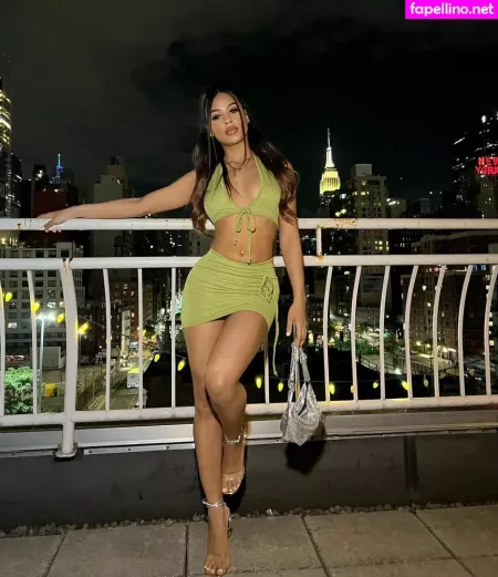 Flor De La Rosa OnlyFans Thumbnail #magvq9Yu1B