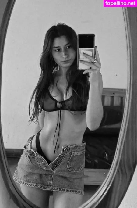 Flor Laneve OnlyFans Thumbnail #uqA1eyJGfw