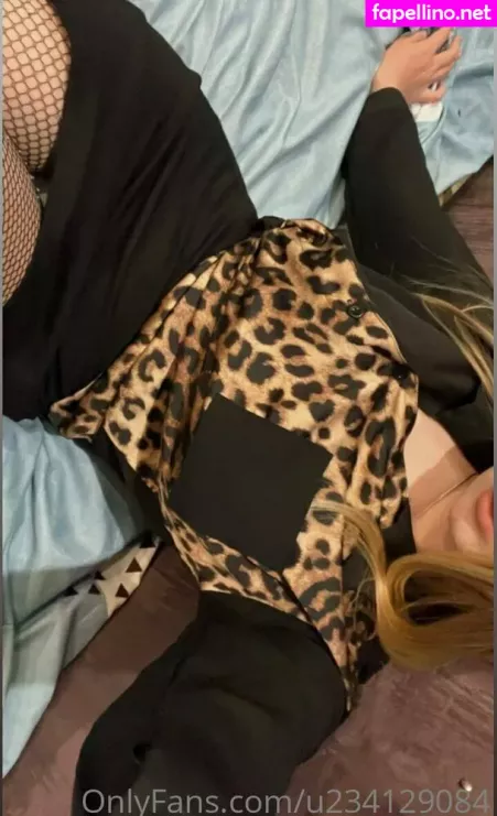 Flora Belll OnlyFans Thumbnail #6k5kTROKVy