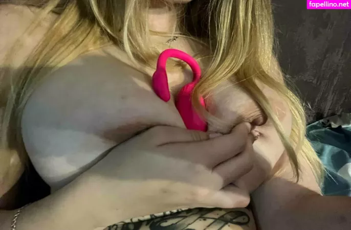 Flora Belll OnlyFans Thumbnail #BQdVLzVrtP