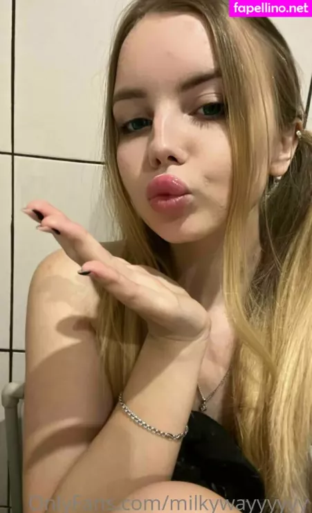 Flora Belll OnlyFans Thumbnail #JuOqLRhfMo
