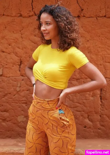 Flora Coquerel OnlyFans Thumbnail #a5LBcIgXBj