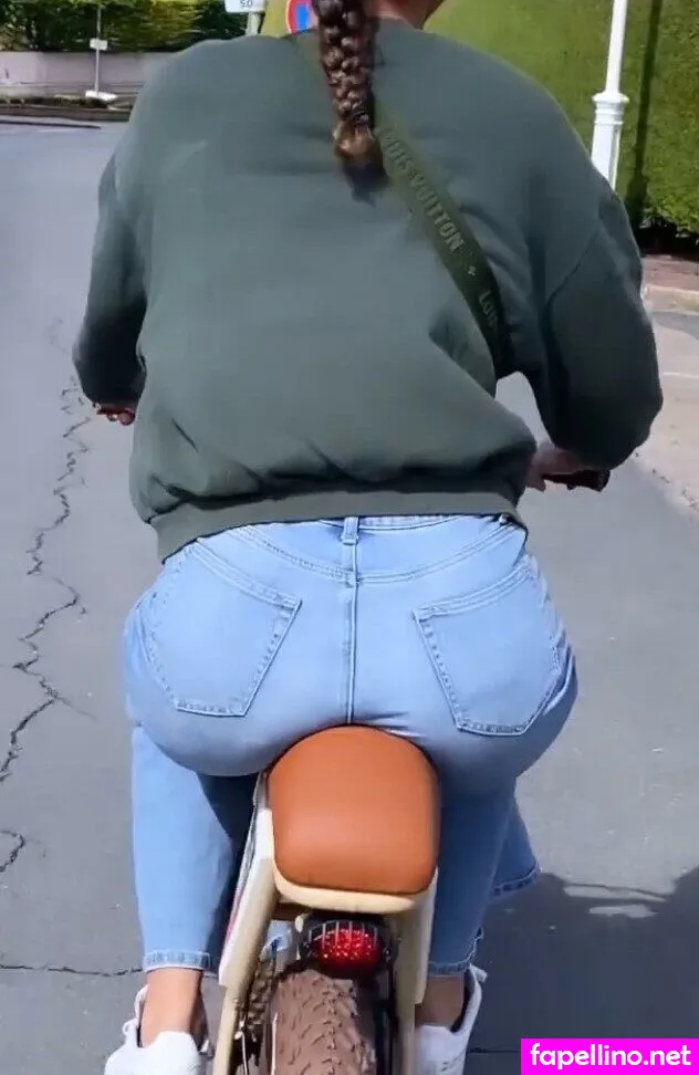 floracoquerel Nude Leaked OnlyFans Photo #eqsTubOH1x