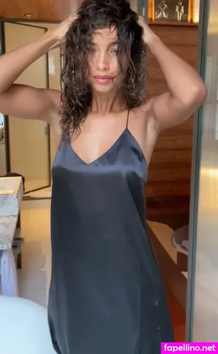 Flora Coquerel OnlyFans Thumbnail #ocZX7r2U6M