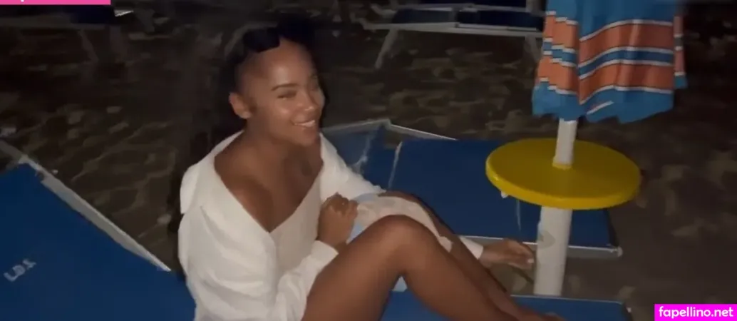 Flora Farrell OnlyFans Thumbnail #6AN4y90DJ3