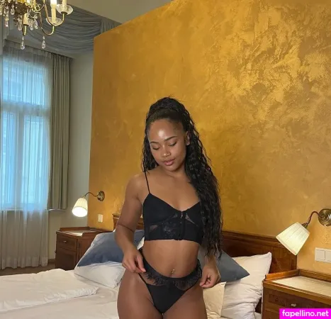 Flora Farrell OnlyFans Thumbnail #pgt1eFCH3T