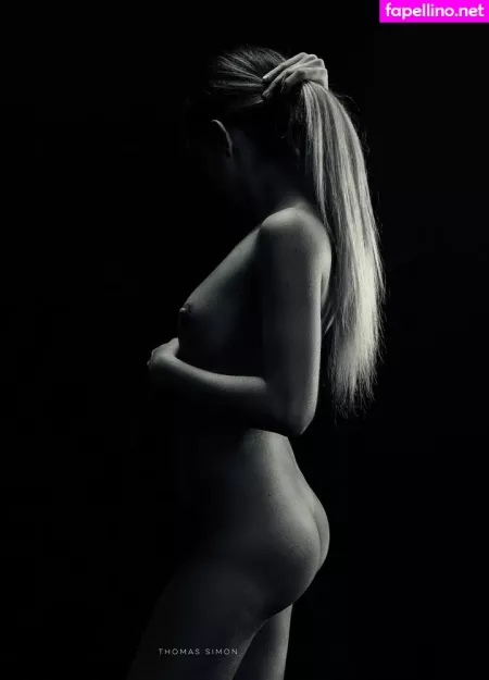 Flora Tabi OnlyFans Thumbnail #LpZvJfwwQU