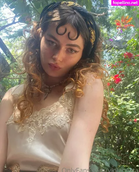 Floraauclair OnlyFans Thumbnail #MBCRwz8jtV