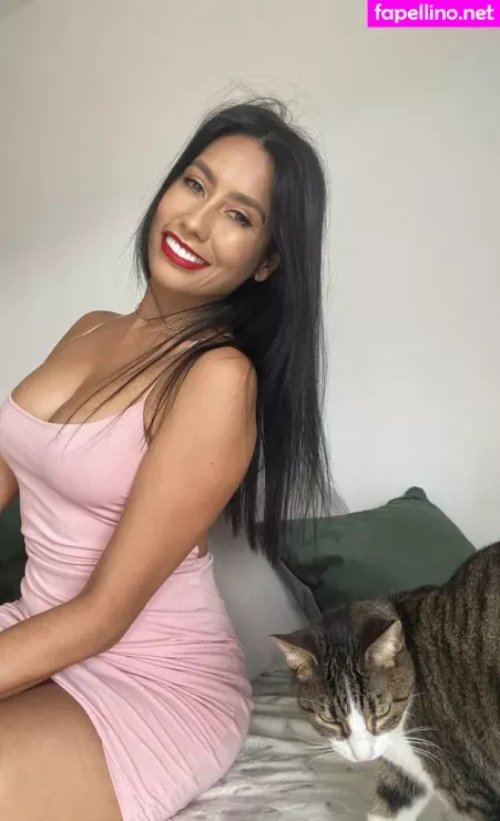 Florabellafree OnlyFans Thumbnail #WSHkFfD886