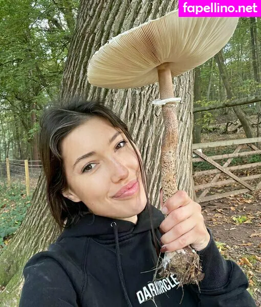 floraivyfree, freemeeflyy Nude Leaked OnlyFans Photo #K2PnvU2lNH