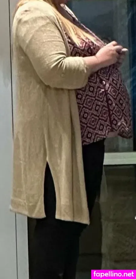 Floralfeedee OnlyFans Thumbnail #b0I6mlv0AA