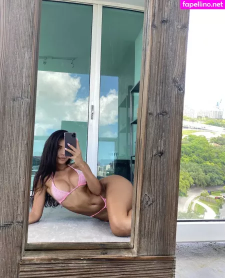 Florence Muiler OnlyFans Thumbnail #7cVWLoAjND