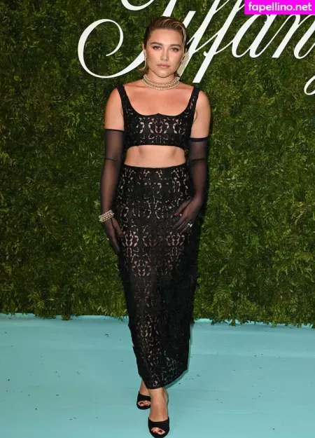 Florence Pugh OnlyFans Thumbnail #48zEuEhFn1