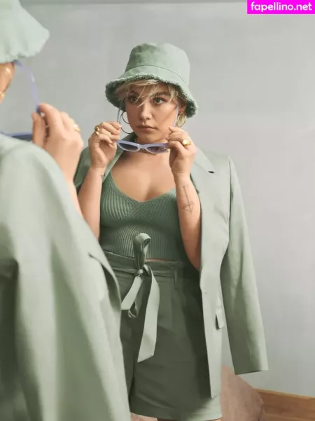 Florence Pugh OnlyFans Thumbnail #hBbv1Ub8hy