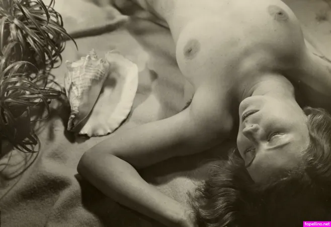 Florence OnlyFans Thumbnail #o0KL7uFN7i