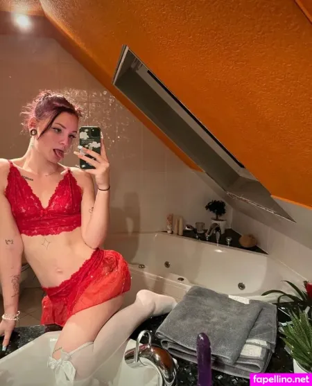 Florentinamaus OnlyFans Thumbnail #ajoQ7b0LLk