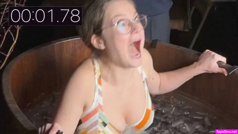 Florentine Osche OnlyFans Thumbnail #1R9v6pTBlj